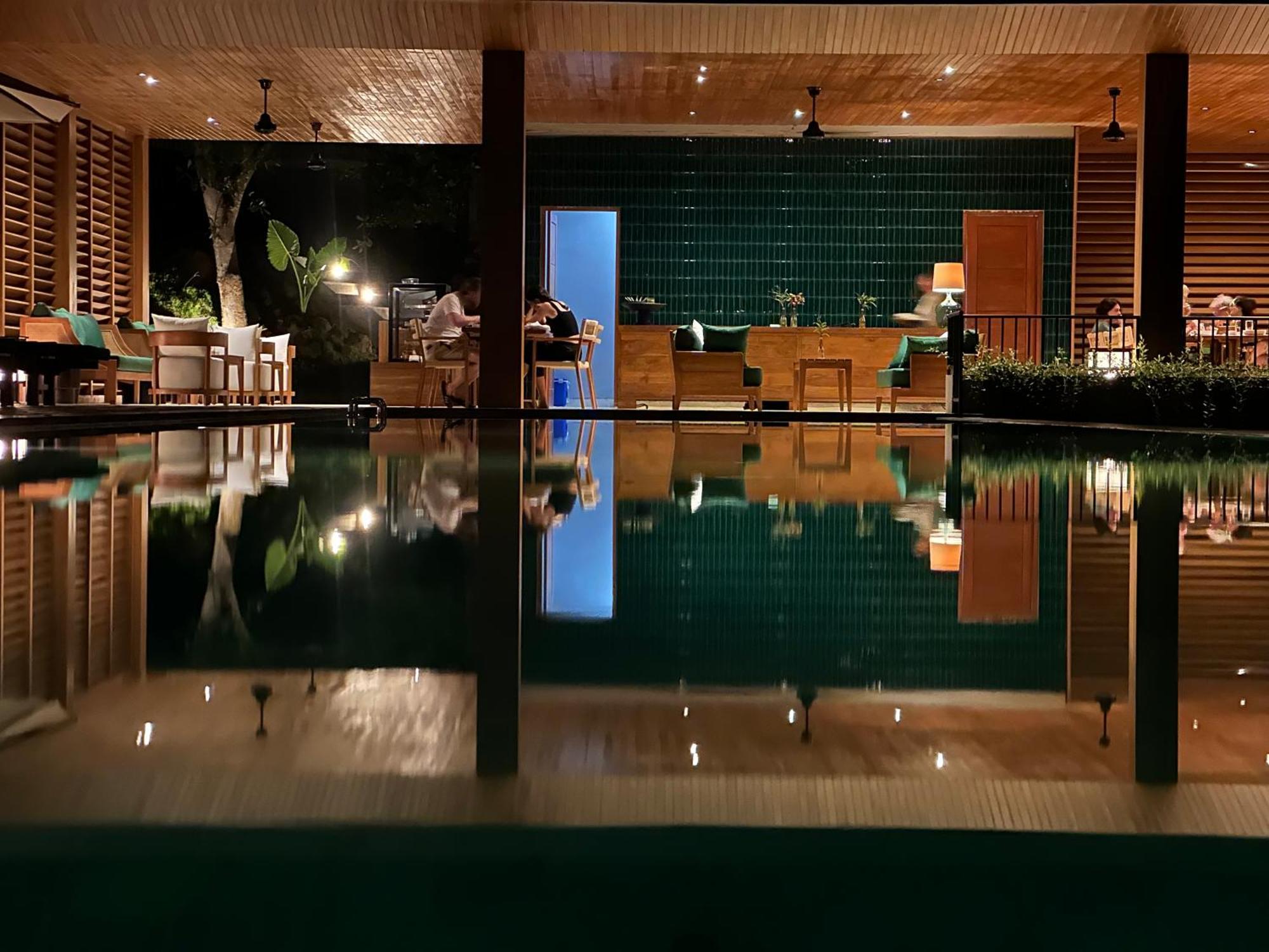 Sanglung Villas & Suites Kubutambahan  ภายนอก รูปภาพ