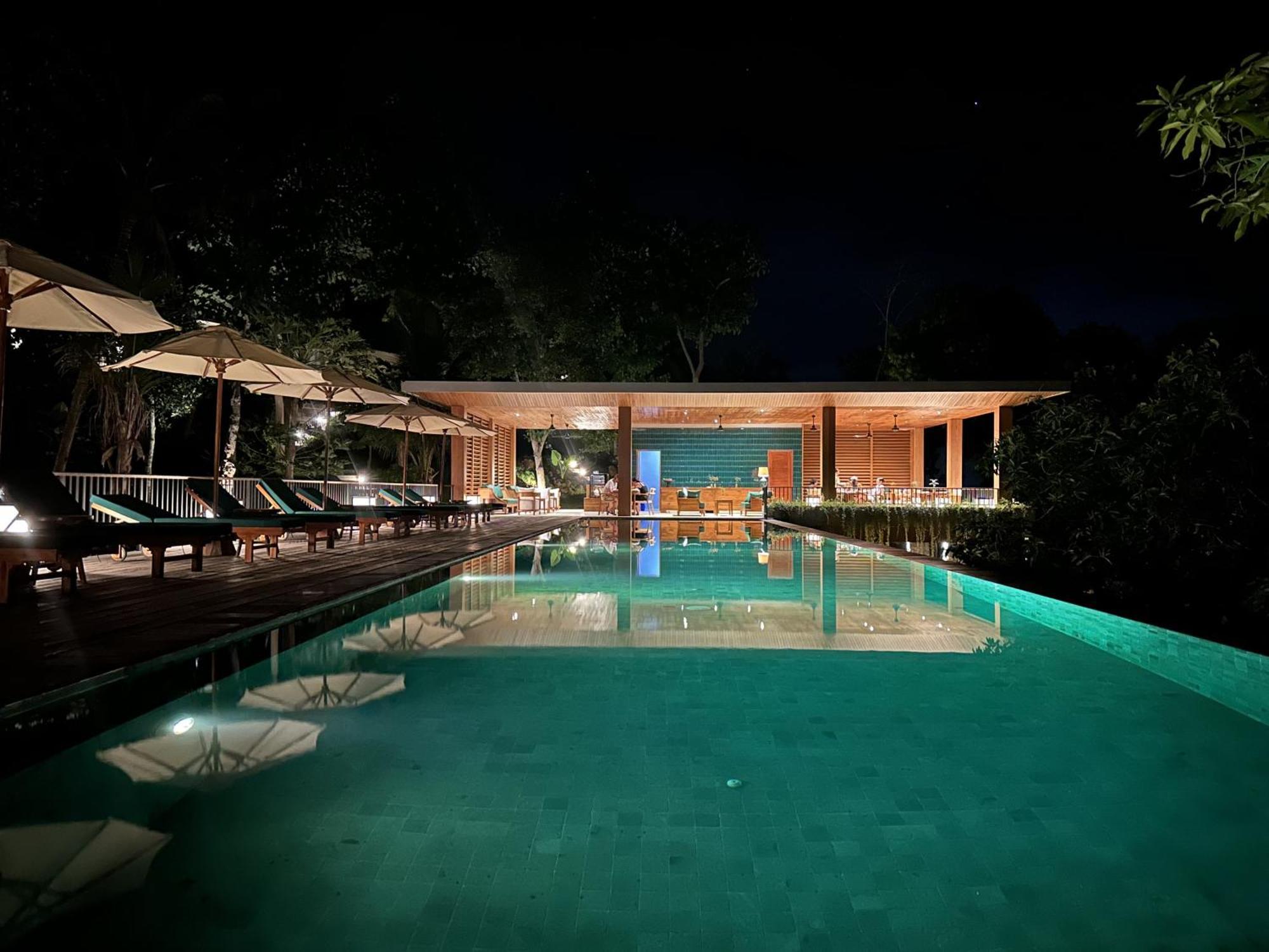 Sanglung Villas & Suites Kubutambahan  ภายนอก รูปภาพ