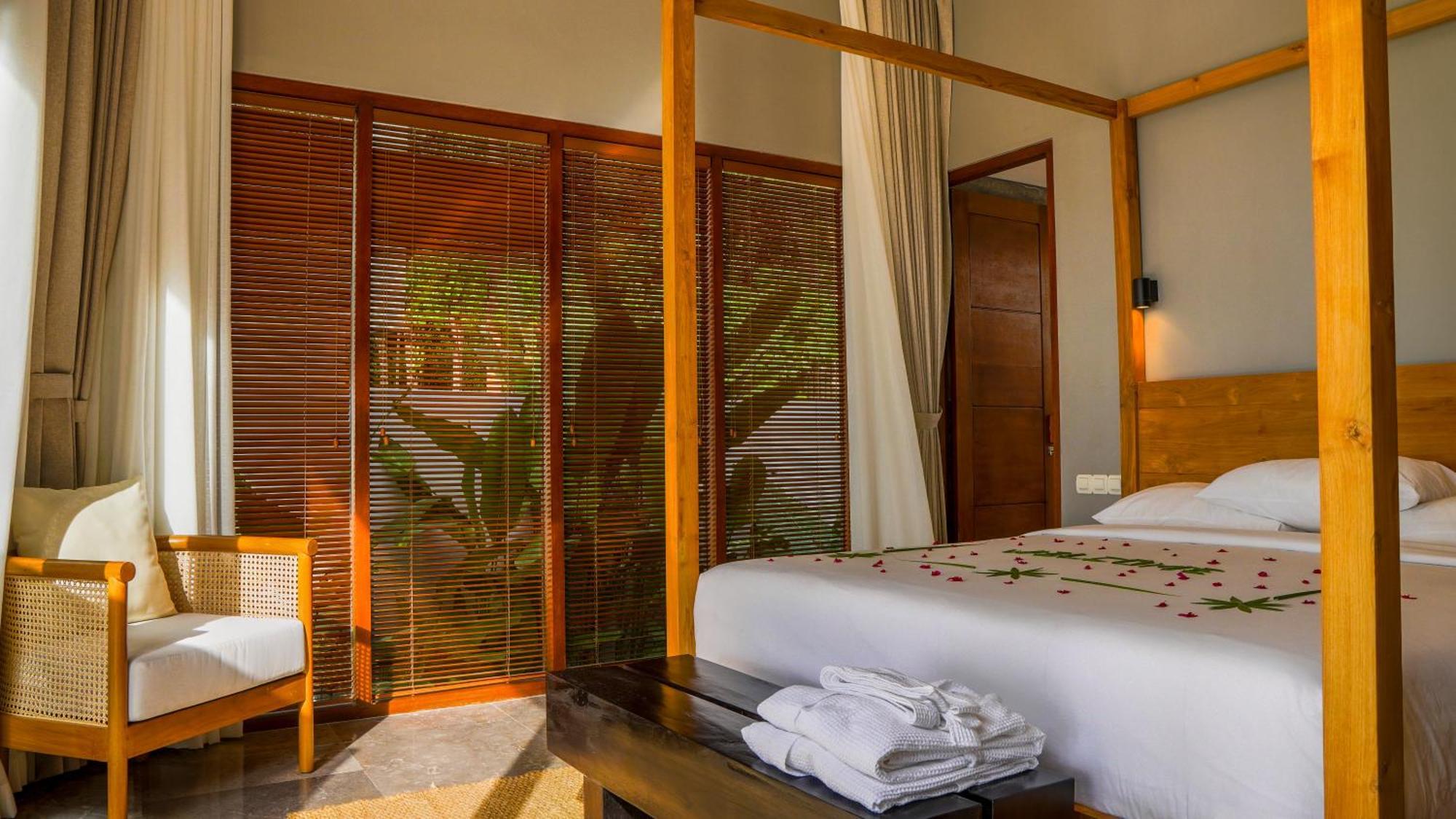 Sanglung Villas & Suites Kubutambahan  ห้อง รูปภาพ
